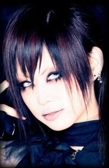 Hot or Not Hot - iris_chibi_vampire - *Jocury*