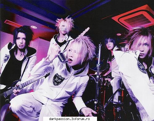 Poze - **Drama_Queen** - *The GazettE*